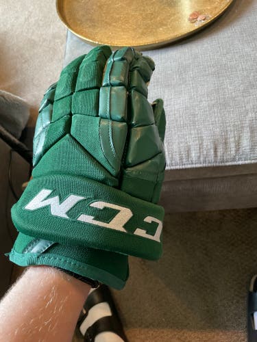 CCM 14" Pro Stock Pro Model Gloves