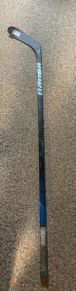Senior Left Hand P28 Nexus Geo Hockey Stick 70 Flex