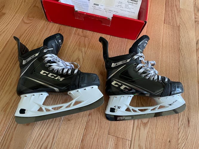 CCM RibCor 100k Pro Hockey Skates - Mens Size 7 Wide