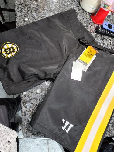 New Warrior Dynasty Pant Shell Junior XL Boston Bruins