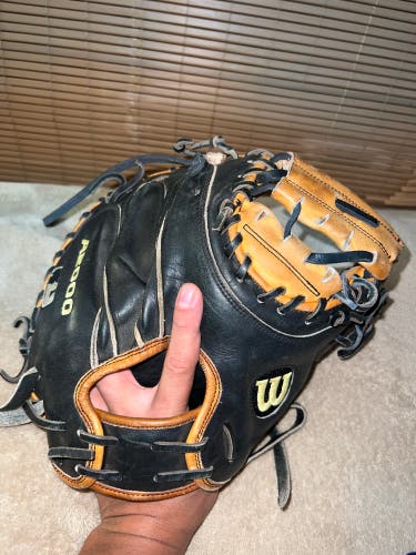 Used Right Hand Throw 32.5" A2000 Catcher's Glove