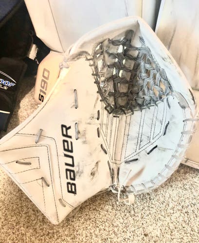 Bauer Goalie Glove