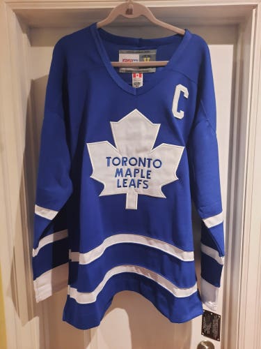 MATS SUNDIN TORONTO MAPLE LEAFS JERSEY # 13 - CCM SIZE 52 VINTAGE HOCKEY - NEW WITH TAGS
