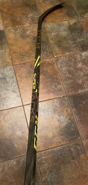 Senior Left Hand P29 Super Tacks AS4 Pro Hockey Stick