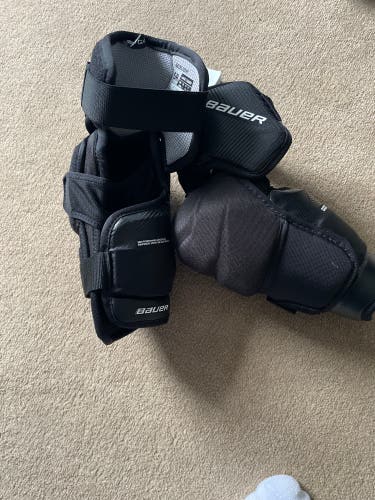 New Large Bauer Pro Vintage Elbow Pads