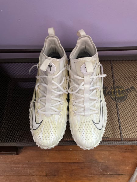White Adult Used Men's Size 11.5 (Women's 12.5) Turf Cleats Nike High Top Category
