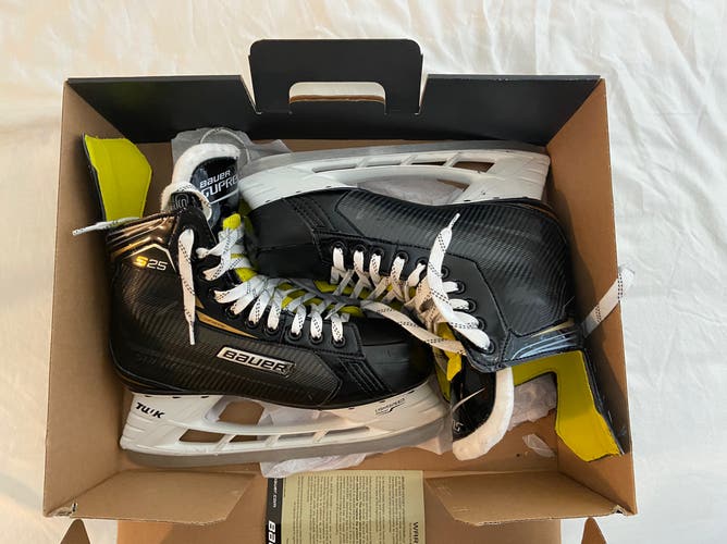 Used Bauer Regular Width  Size 9 Supreme S25 Hockey Skates