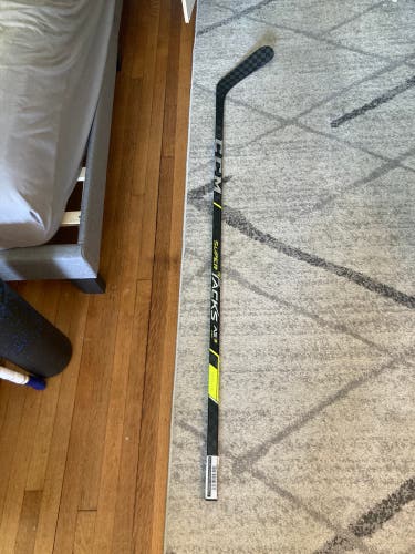 New Right Handed P90 Super Tacks AS3 Pro Hockey Stick