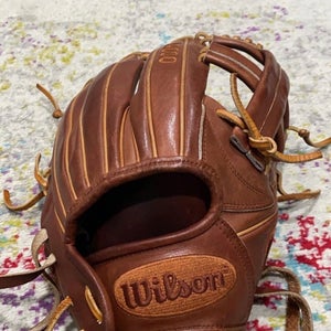 Used Infield 11.75" A2000 Baseball Glove