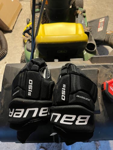 Bauer 13" Supreme 150 Gloves