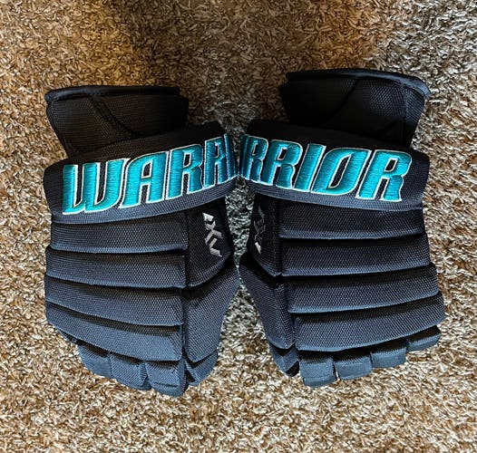 Erik Karlsson Warrior 14" Pro Stock AX1 Pro Gloves