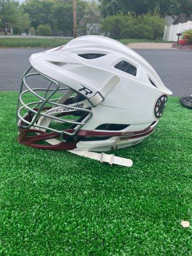 Player's Cascade R Helmet