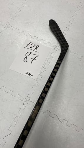 Senior(1x)Left Hand P28 87 Flex Nexus 2N Pro Hockey Stick