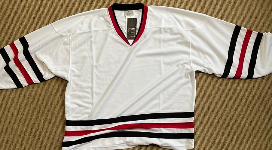 Goalie cut practice jersey