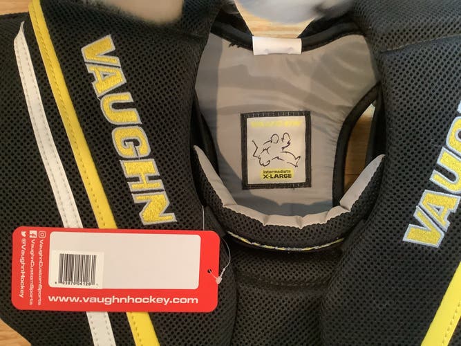 Vaughn Ventus SLR2 Goalie Chest Protector, Intermediate, Br. New