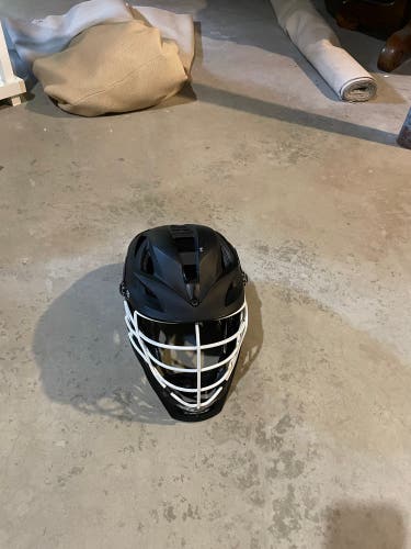 Used Player's Cascade S Helmet