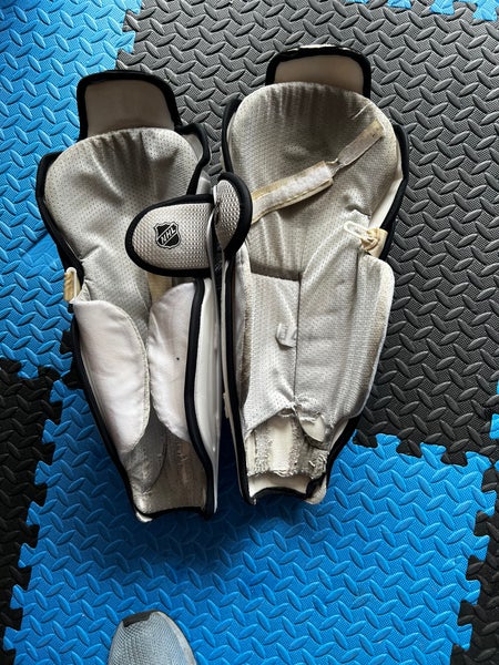 Reebok/Jofa prostock shin guards 15”