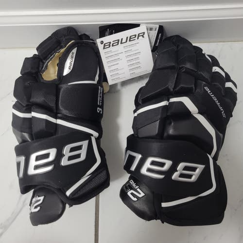 New Bauer Supreme 2S Pro 13" Black/White - NWT