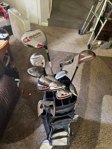 Men's Right Handed Regular Flex Burner Clubs (Full Set)