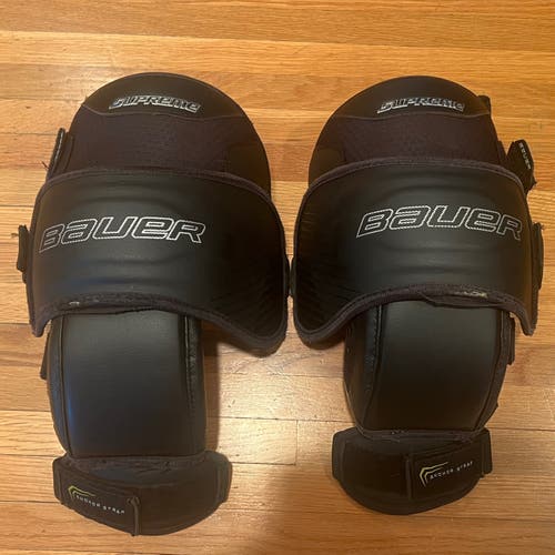 Bauer Supreme goalie knee Pads