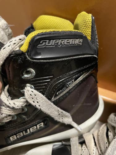Used Bauer Supreme One100 Goalie Skates Size 8