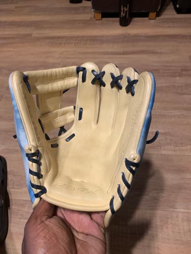 Infield 11.5" REV1X Baseball Glove