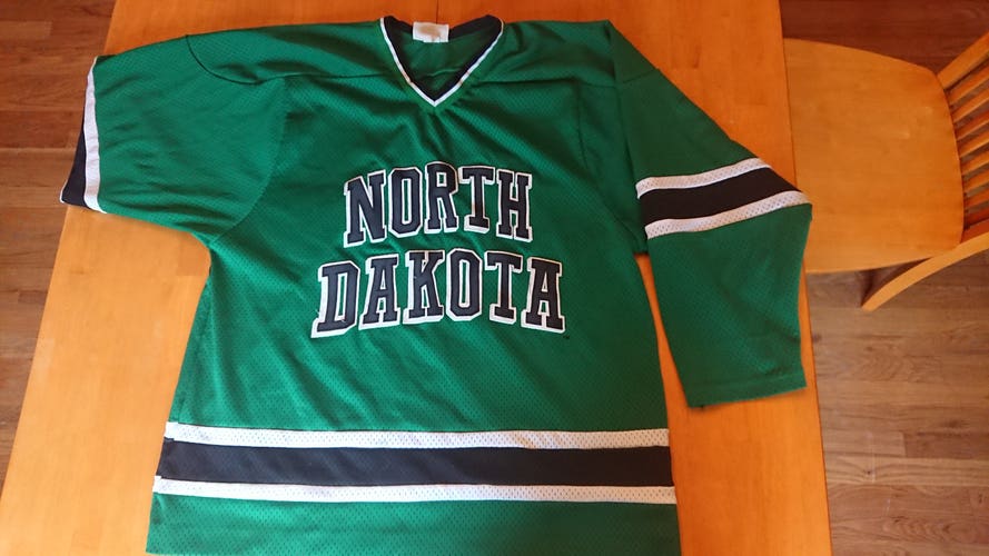 University of North Dakota hockey jersey