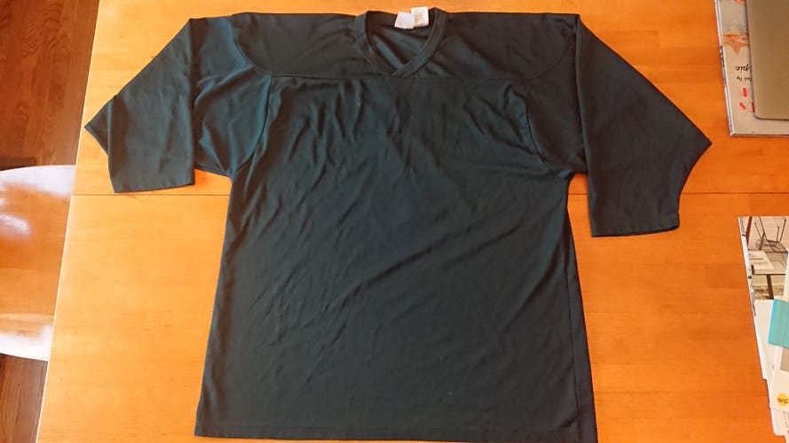 Dark green hockey practice jersey size L