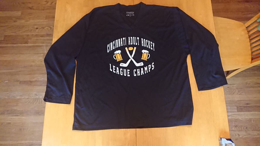 Black adult practice hockey jersey