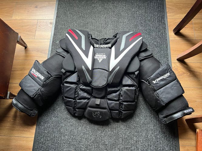 Vaughn Vision 9500 Pro Stock Senior XL Goalie Chest Protector Refurbished NICE!!