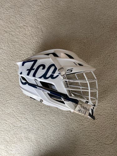 FCA all white Cascade S
