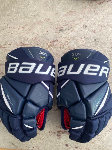Used Bauer 13" Vapor X2.9 Gloves