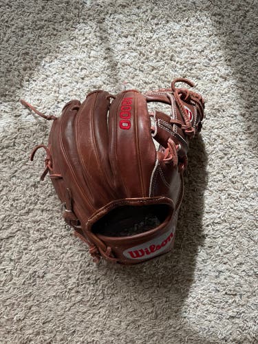 Wilson A2000 baseball glove 11.75