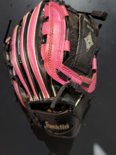 Franklin Right Hand Throw Shock Sorb softball 10.5" pink/black glove