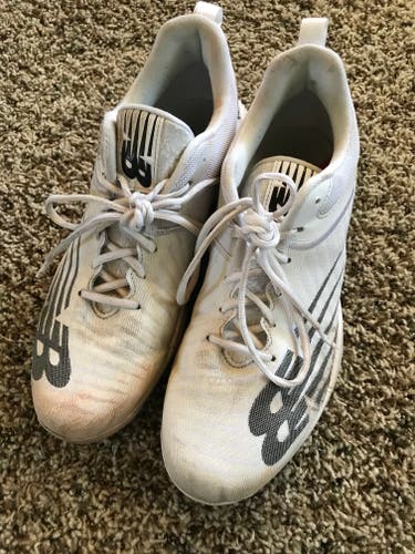New Balance Metal Cleats White Adult Lightly Used Size 10