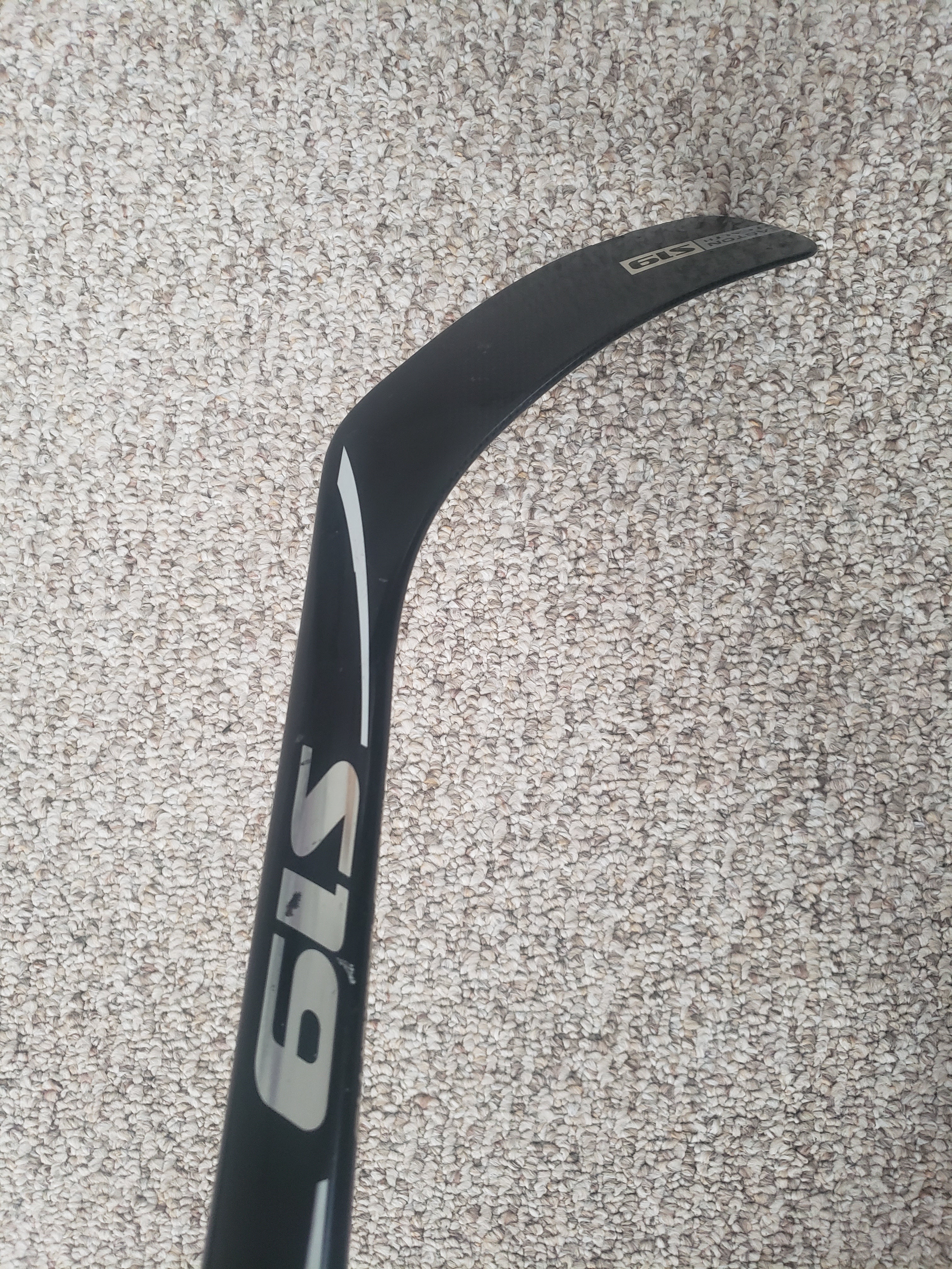 Hey guys I have a Brand New Easton S19 stick for sale. I bought