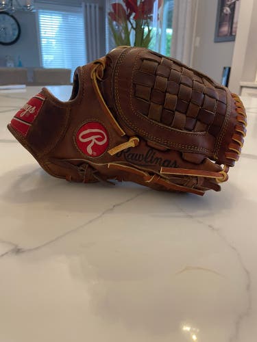 Pitcher's 11.75" Heart of the Hide Baseball Glove