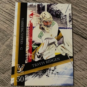 Trav4 SIGNED trading Card