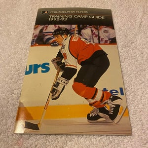 Vintage Philadelpia Flyers NHL 1992-93 Training Camp Guide