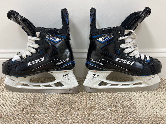 Bauer 2n Skates 5.5ee