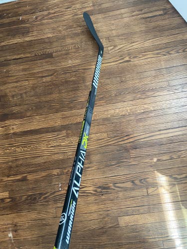 Senior Left Hand W03 Alpha DX Pro Team Hockey Stick