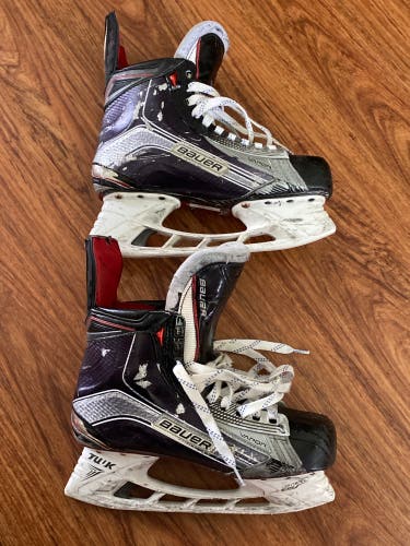 Used Bauer Extra Wide Width Size 7 Vapor 1X Hockey Skates