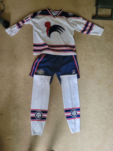 White French Roosters Cocks XL jersey, XL shell, socks (30 in)