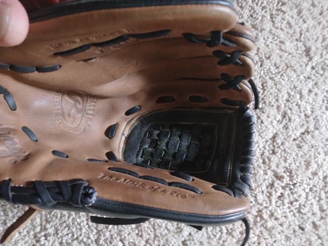 Used Rawlings Left Hand Throw Infield Premium Series Baseball Glove 12"