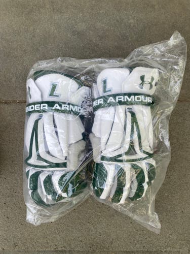 Loyola Team Issued Goalie Under Armour 14" Lacrosse Gloves