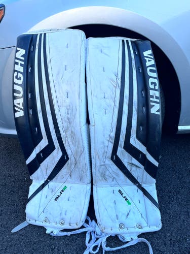 30" Vaughn Ventus SLR2 Goalie Leg Pads