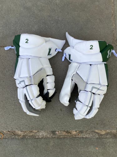 Loyola Team Issued 13" Command Pro Lacrosse Goalie Gloves