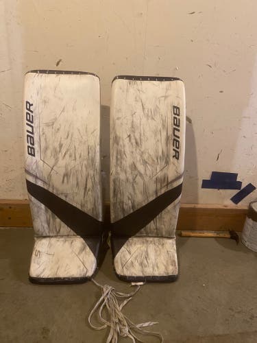 Bauer 2S goalie pads