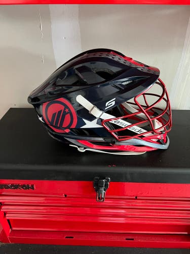 Used Player's Cascade S Helmet