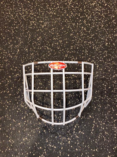 Used Bauer Profile 961 Replacement Cage - Certified